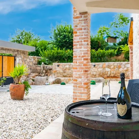 Villa Old Stone *